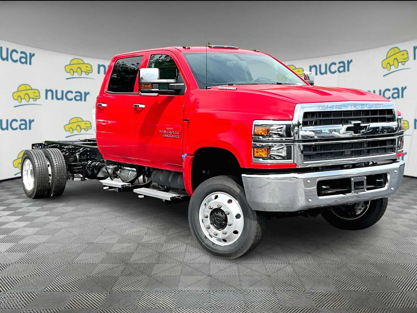 2024 Chevrolet Silverado 4500 Medium Duty Chassis Cab Work Truck's photo