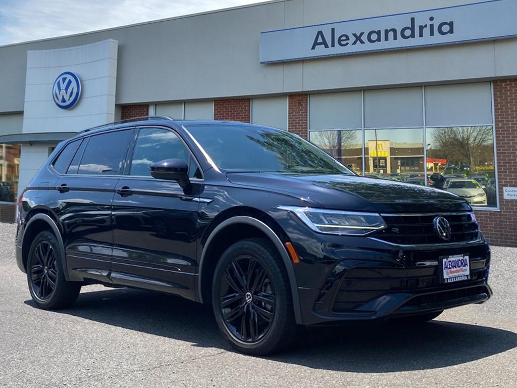 2022 Volkswagen Tiguan SE R-LINE BLACK