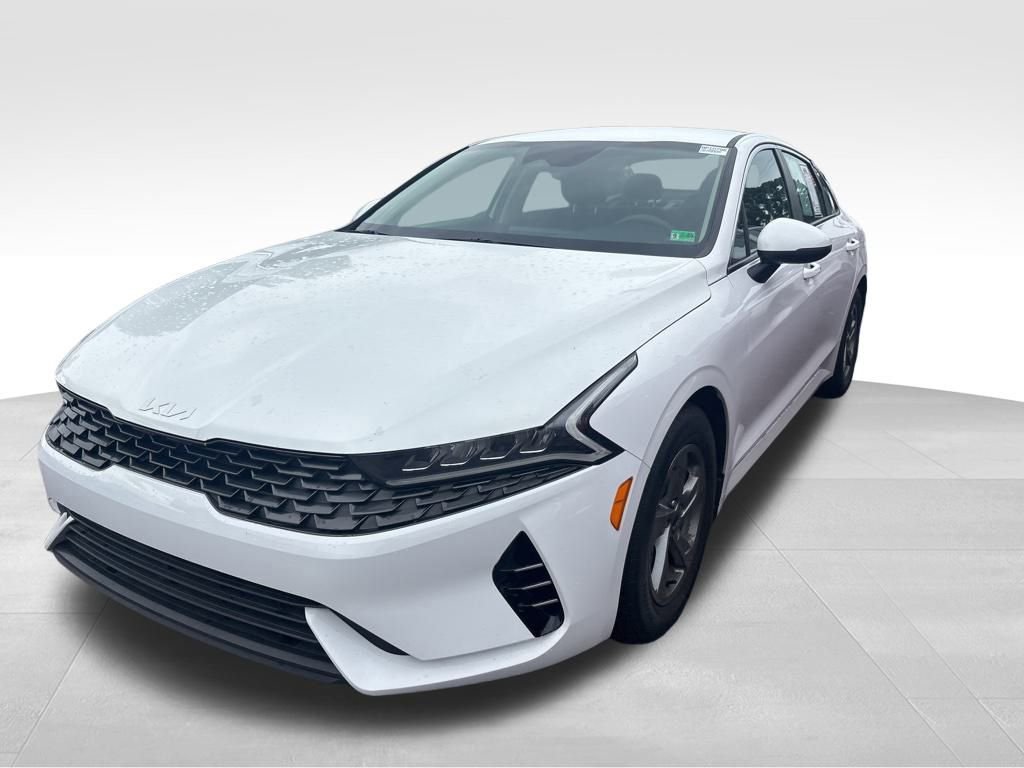 2023 Kia K5 LXS photo 3