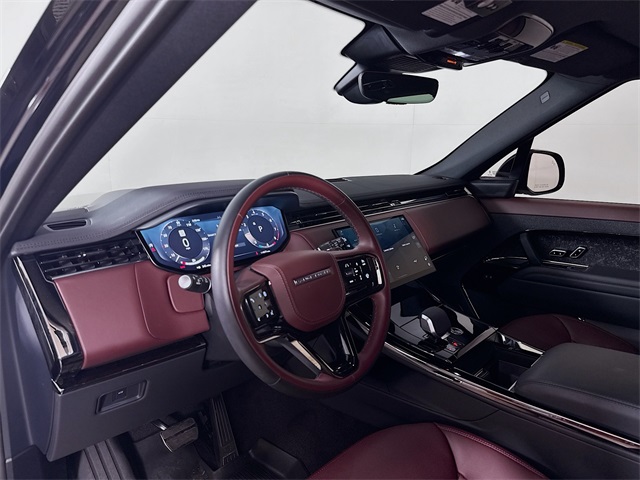 2025 Land Rover Range Rover Sport SE photo 8