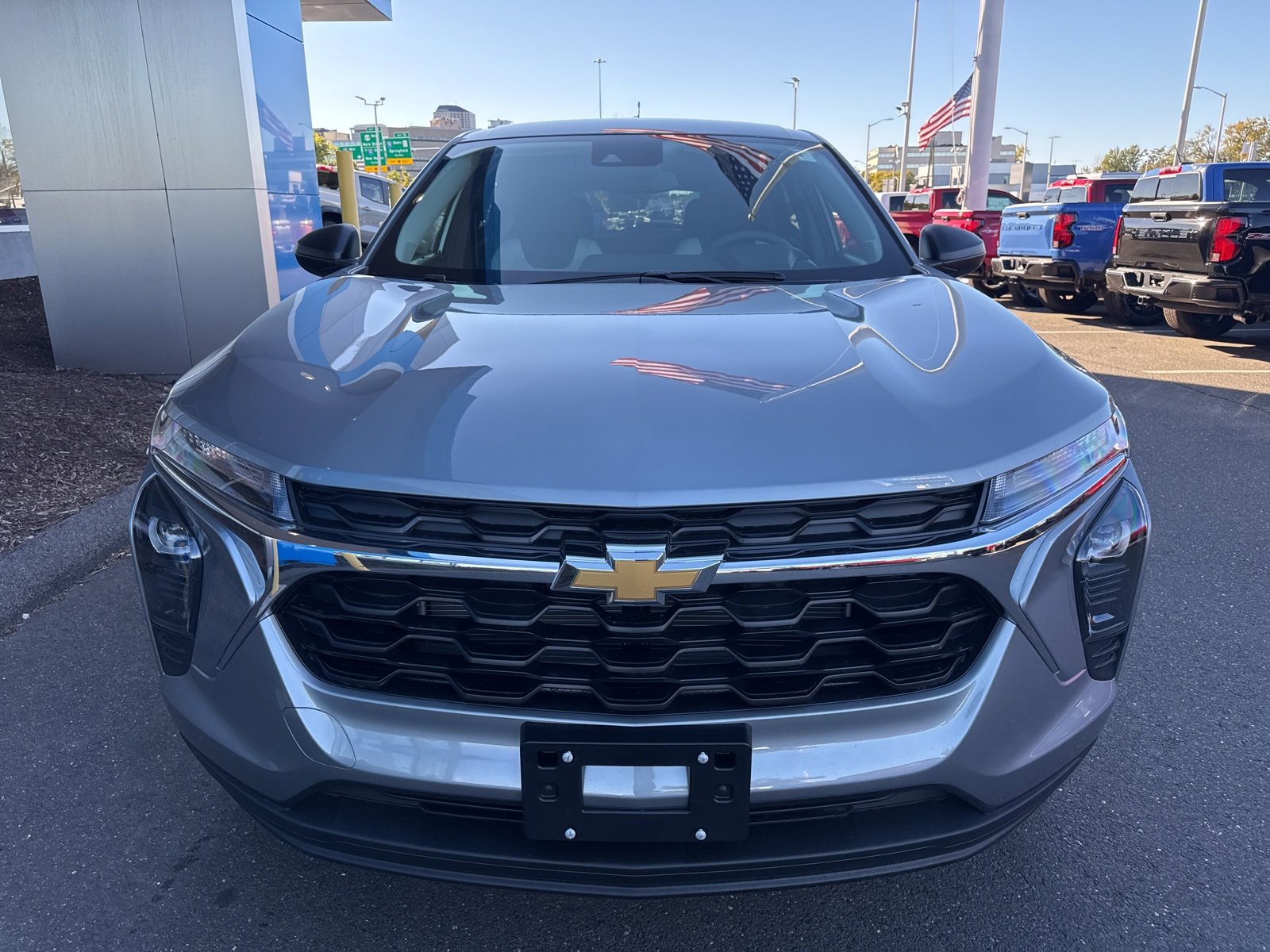 2026 Chevrolet Trax LS photo 2