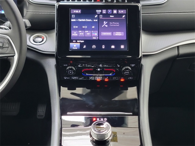 2025 Jeep Grand Cherokee Laredo X photo 18