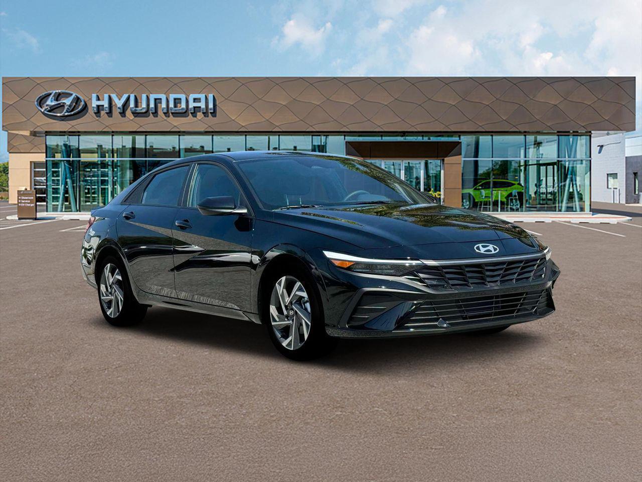 2025 Hyundai Elantra SEL Sport photo 9