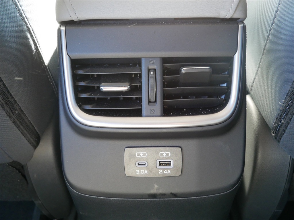 2025 Subaru Outback Premium photo 18