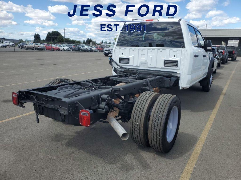 2024 Ford F-450 XLT photo 3
