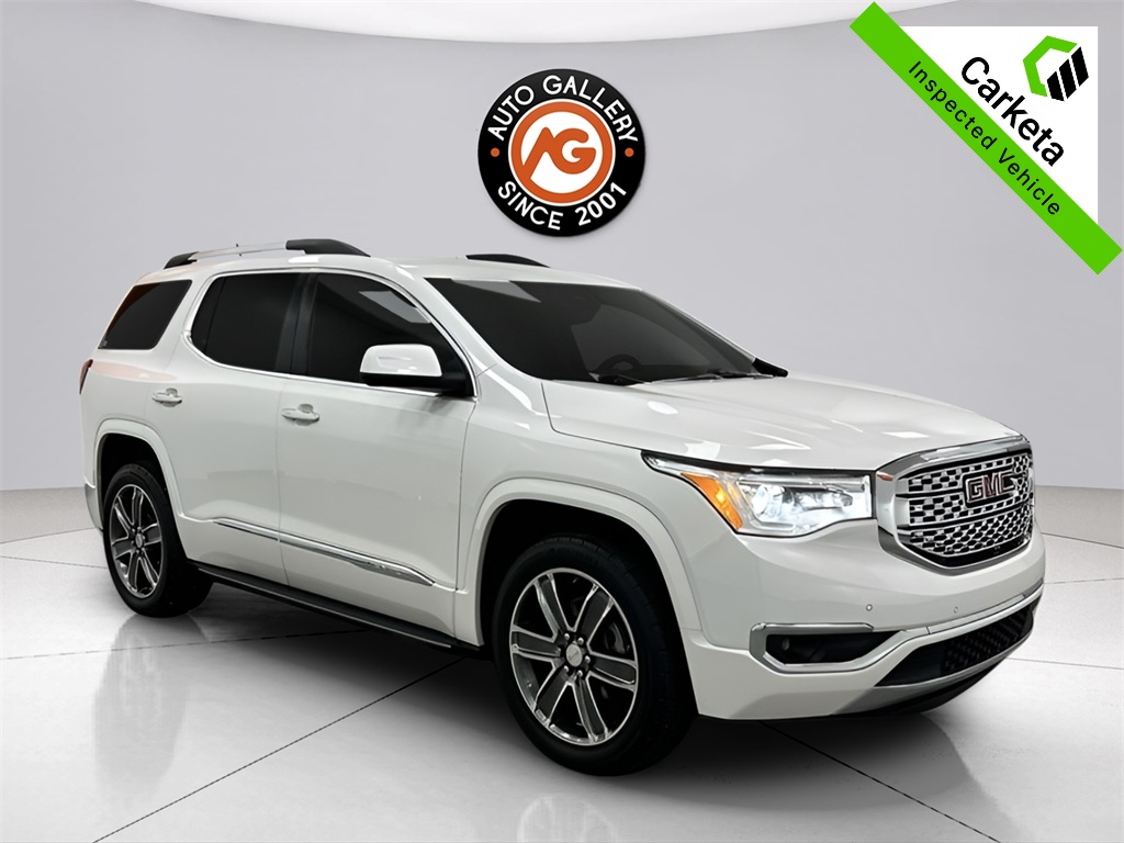 2018 GMC Acadia Denali's photo