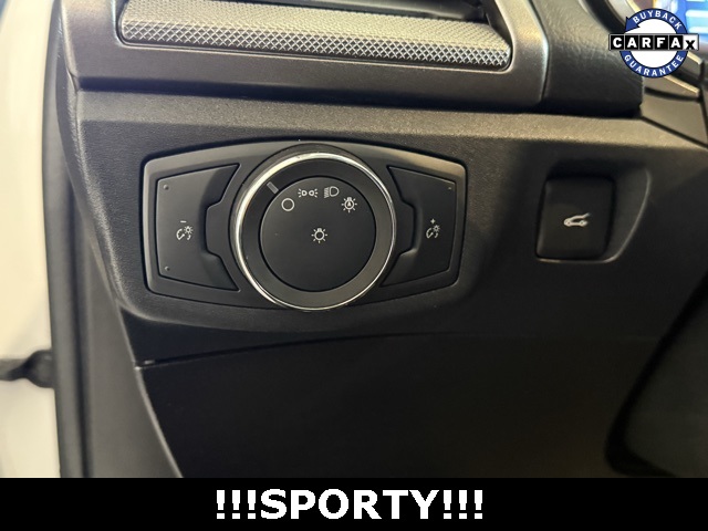 2020 Ford Fusion SE photo 24