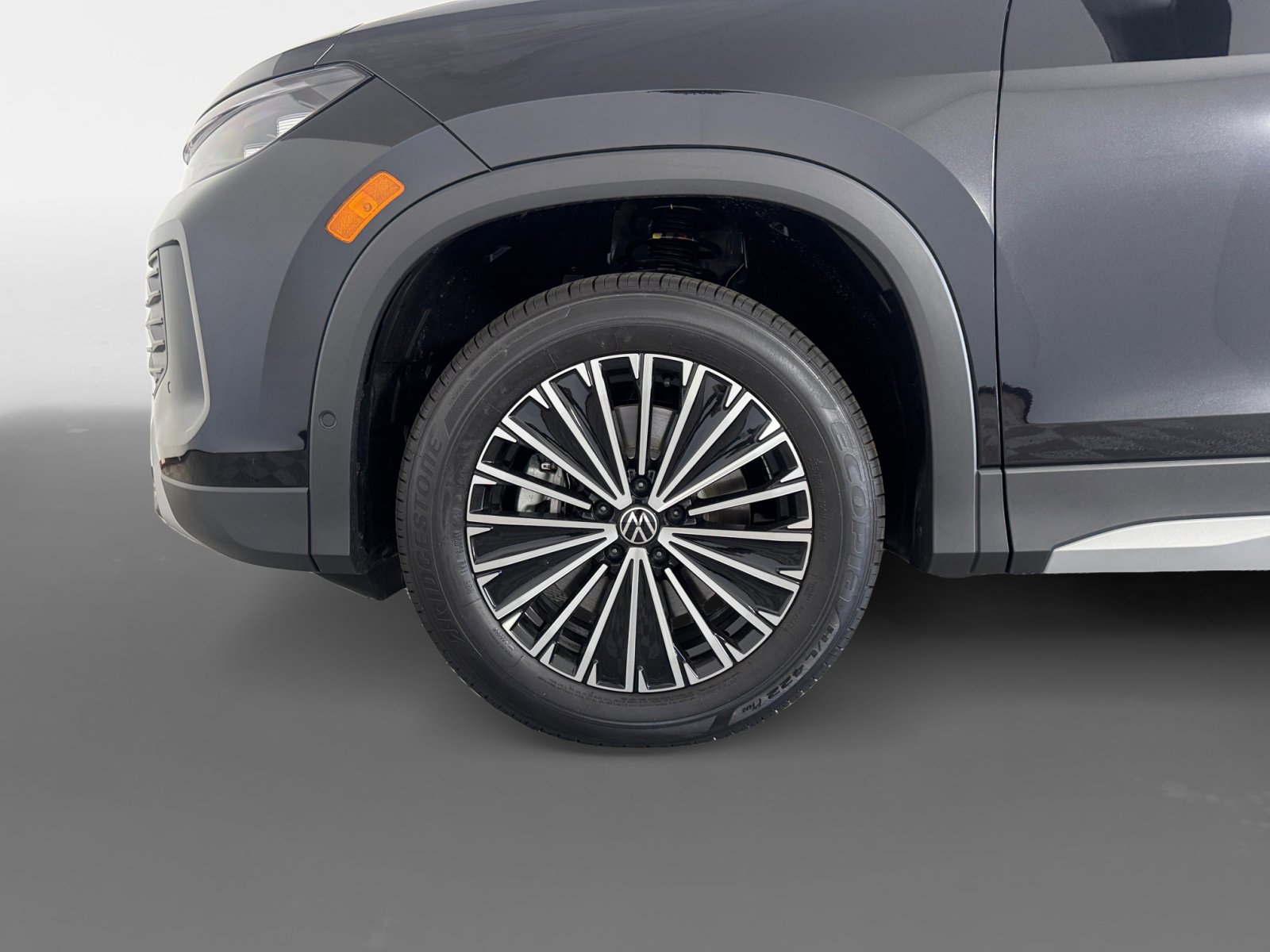 2025 Volkswagen Tiguan S photo 15
