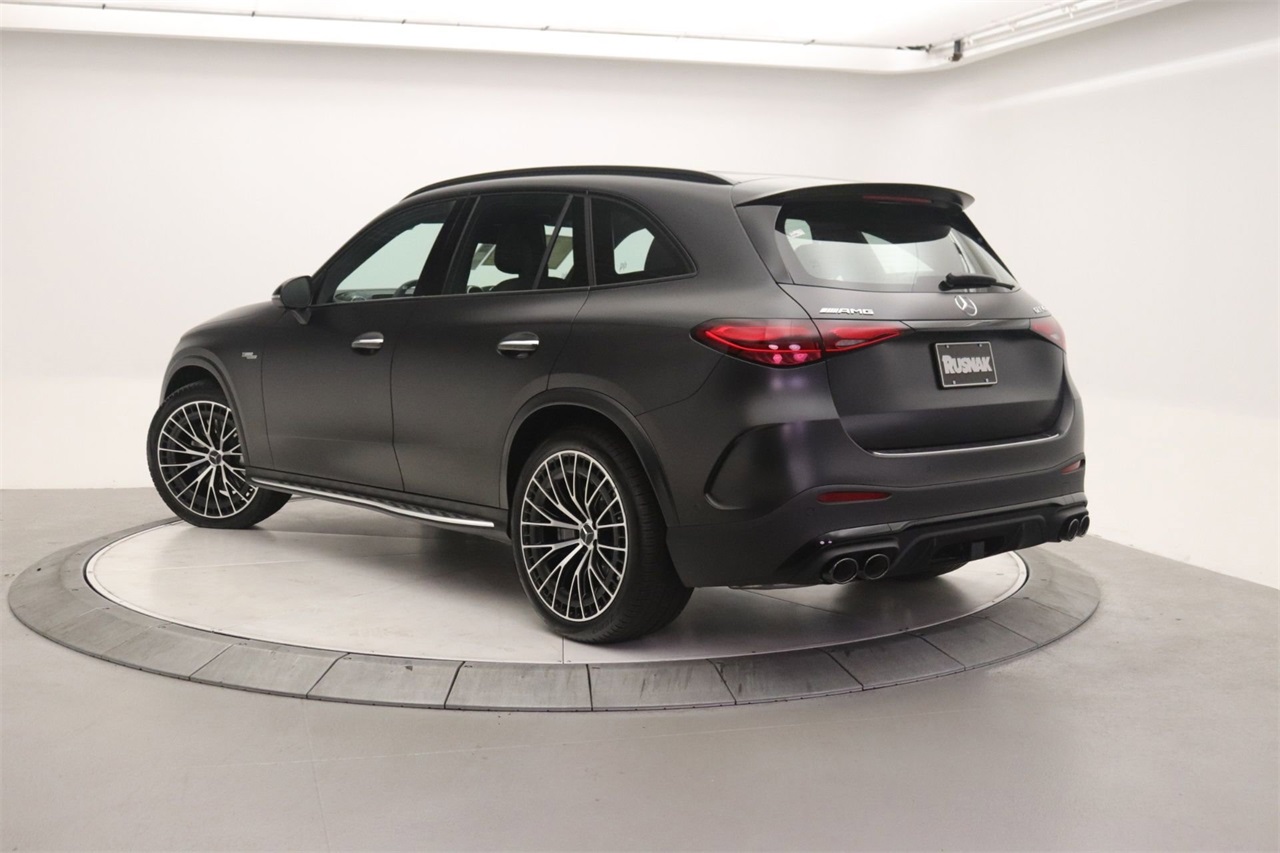 2026 Mercedes Benz GLC 43 AMG 4MATIC photo 2