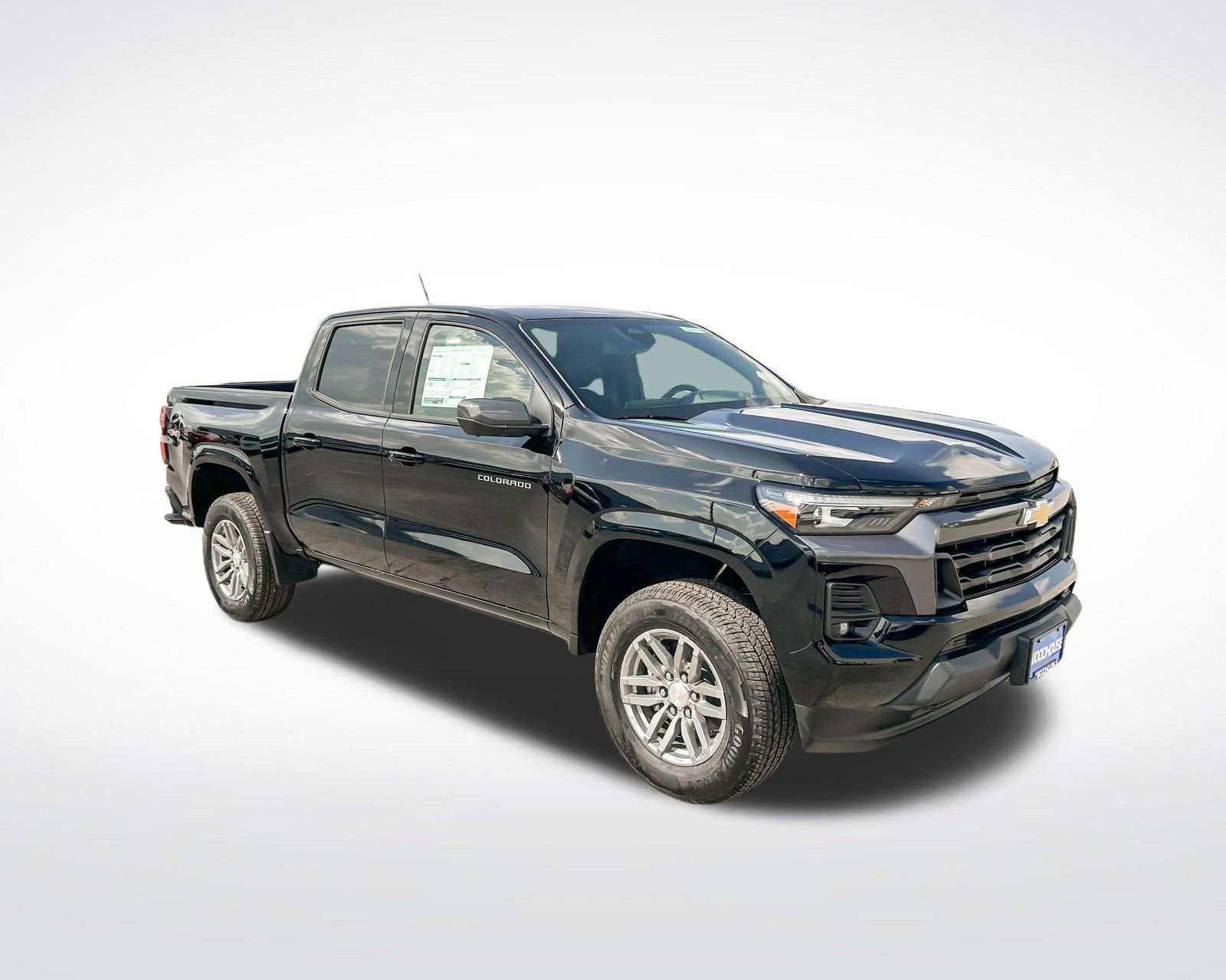2025 Chevrolet Colorado Work Truck LT photo 3