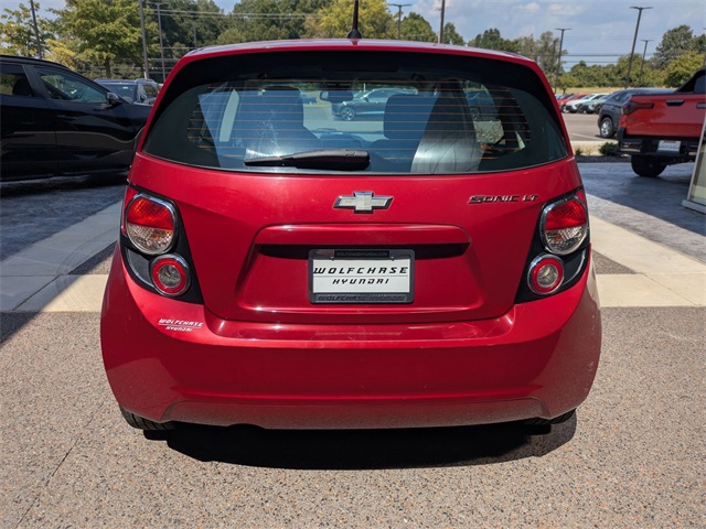 2012 Chevrolet Sonic LT photo 3