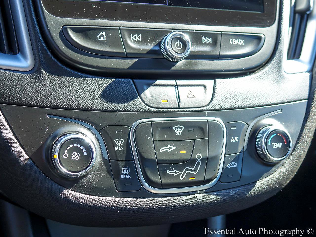 2023 CHEVROLET MALIBU - Image 18