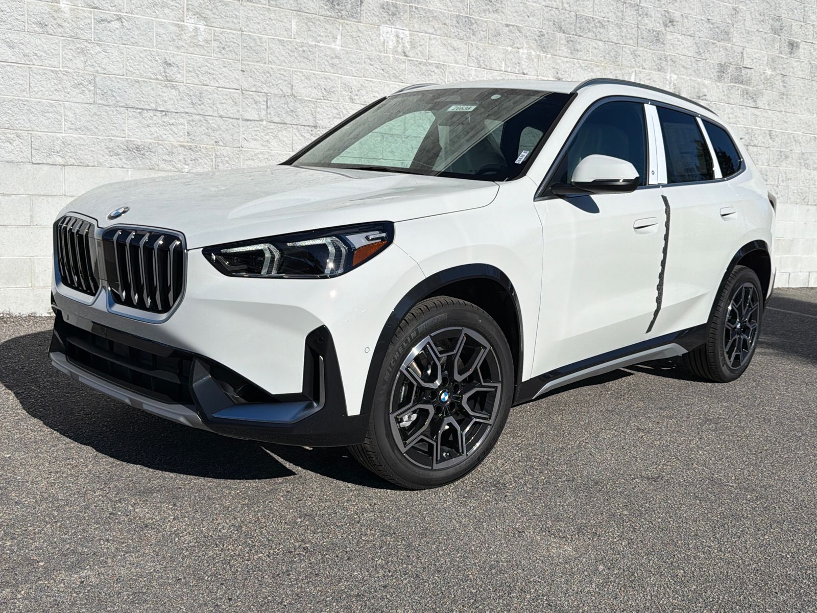 2026 BMW X1 28i's photo
