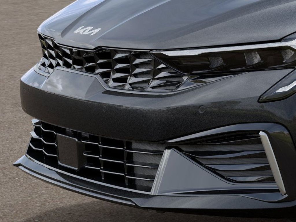 2025 Kia K5 EX photo 9