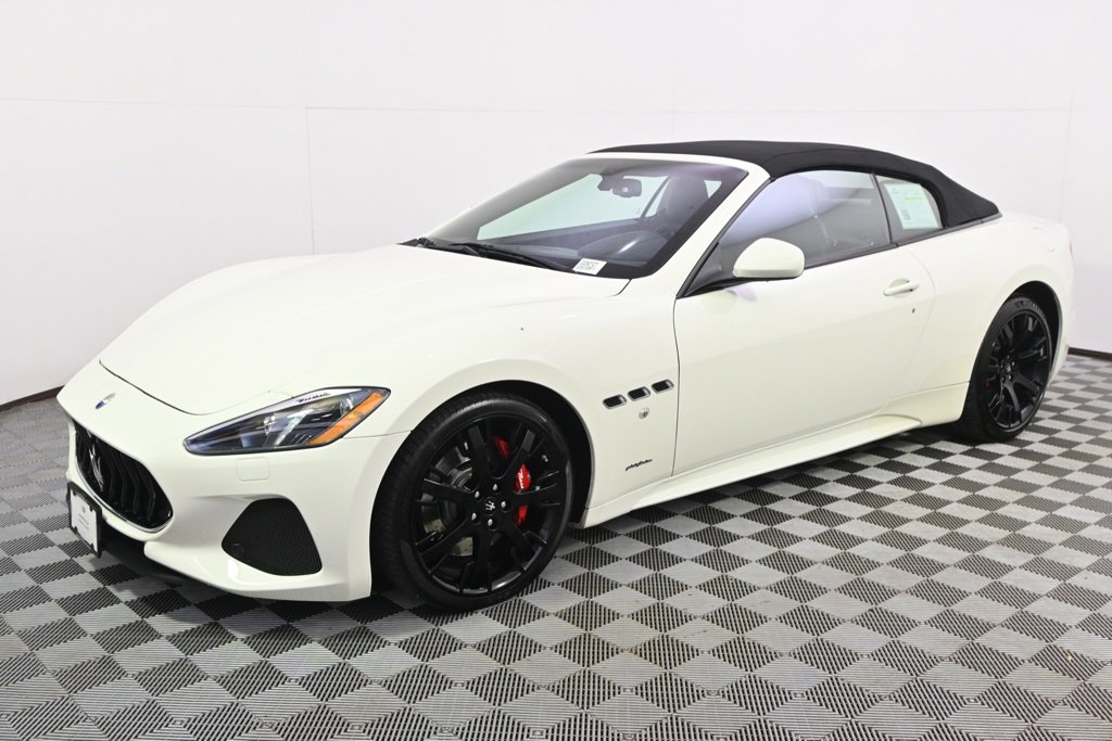 2018 Maserati Granturismo Sport photo 2