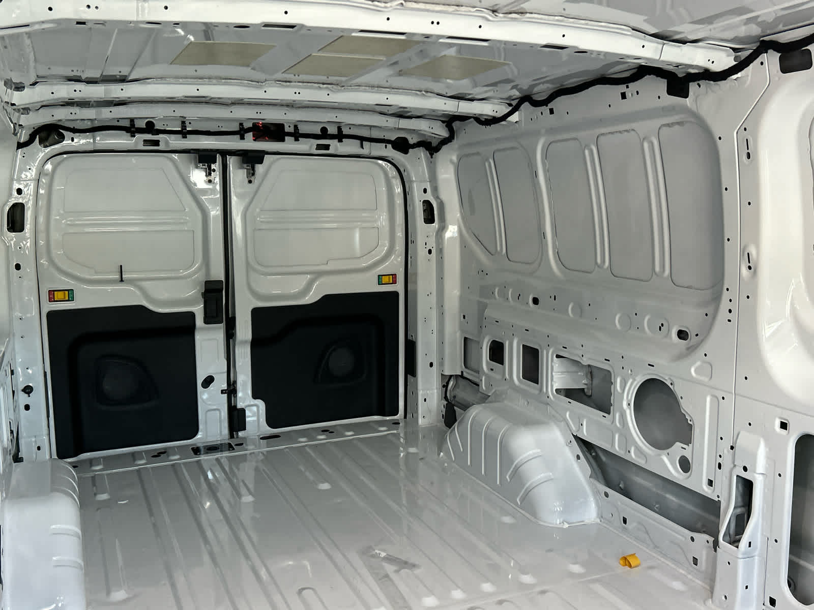 2025 Ford Transit Van Base - Photo 17