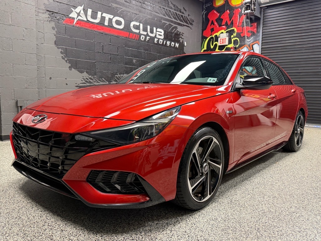 2022 Hyundai Elantra N Line photo 2