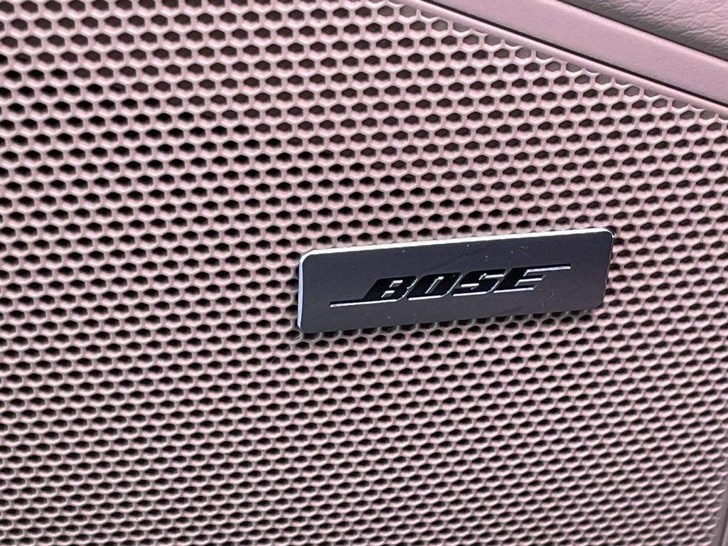 2022 Porsche Cayenne E-Hybrid Base photo 34