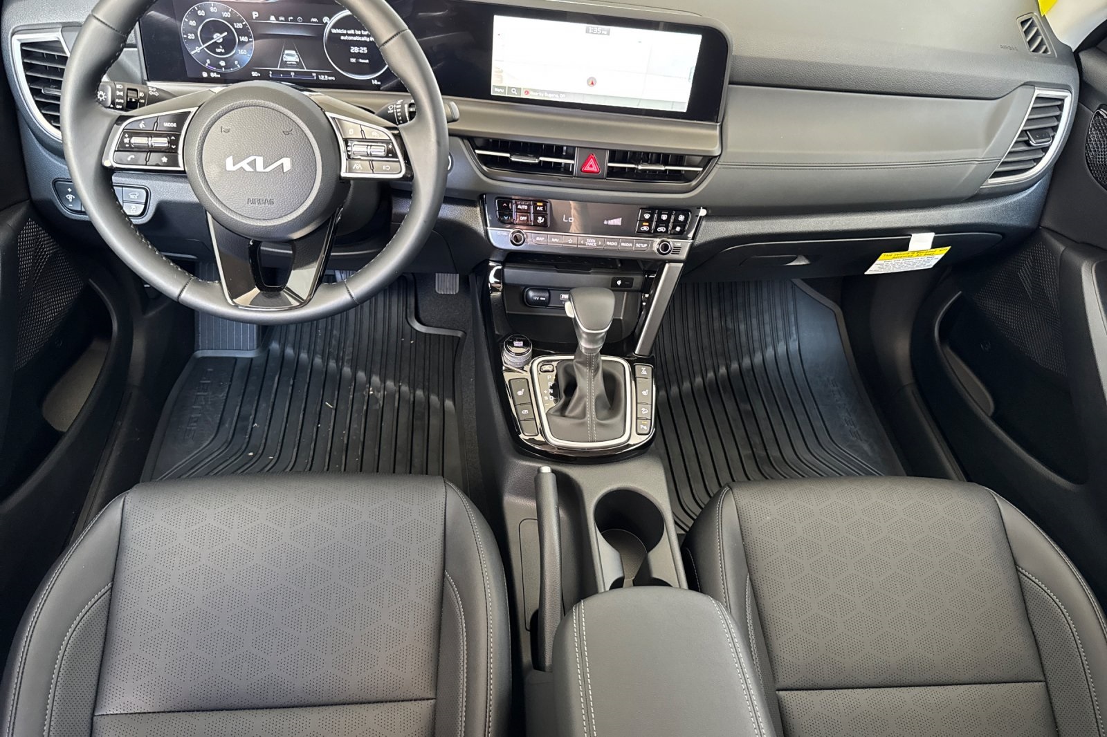 2026 Kia Seltos EX photo 9