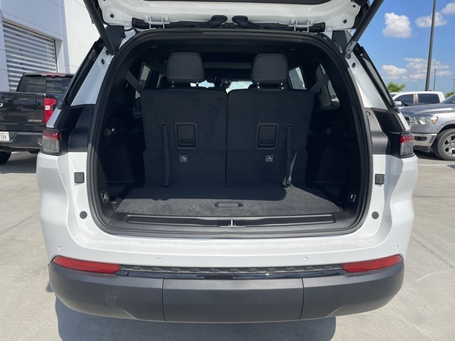 2025 Jeep Grand Cherokee Altitude X photo 4