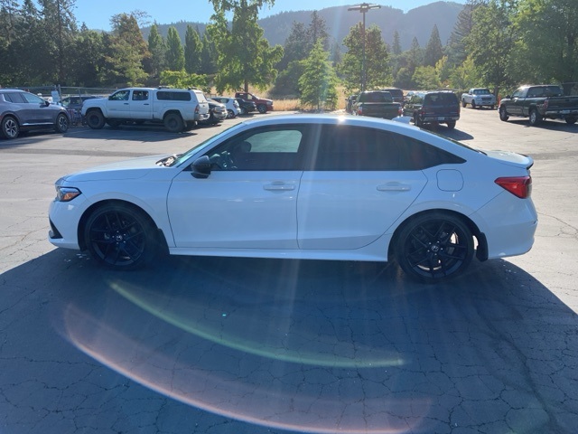 2023 Honda Civic Sport photo 4