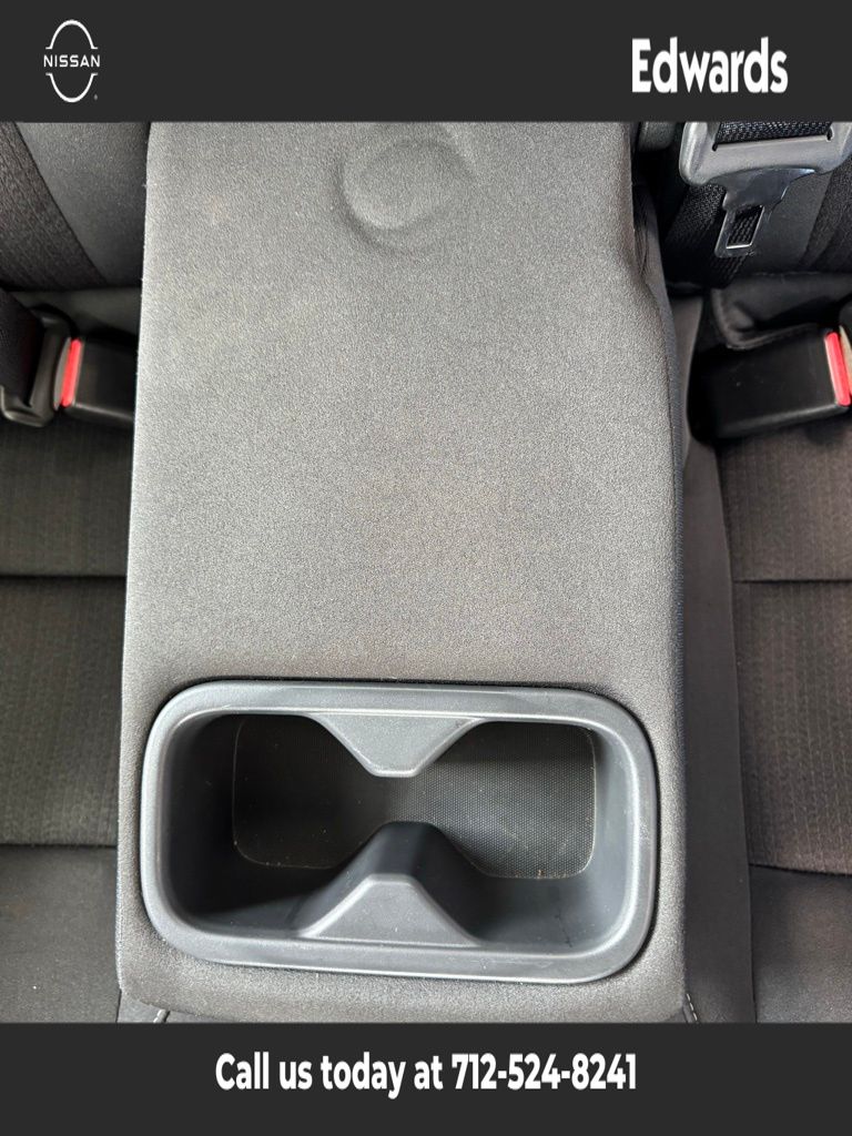 2022 Nissan Altima 2.5 SV photo 14