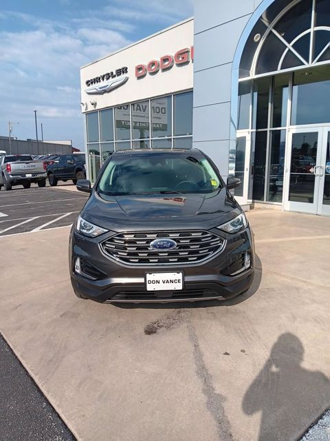 2020 Ford Edge SEL photo 8