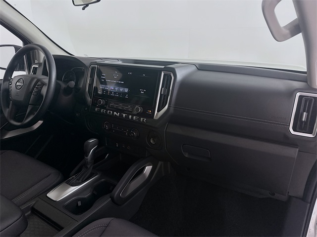 2025 Nissan Frontier SV photo 22