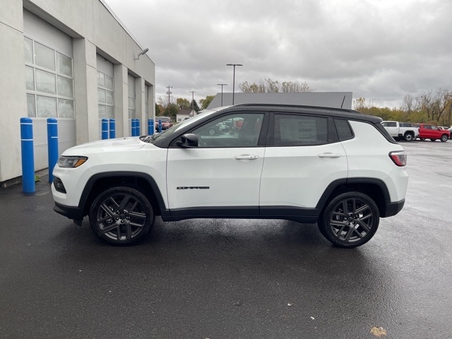 2026 Jeep Compass Limited Altitude photo 2