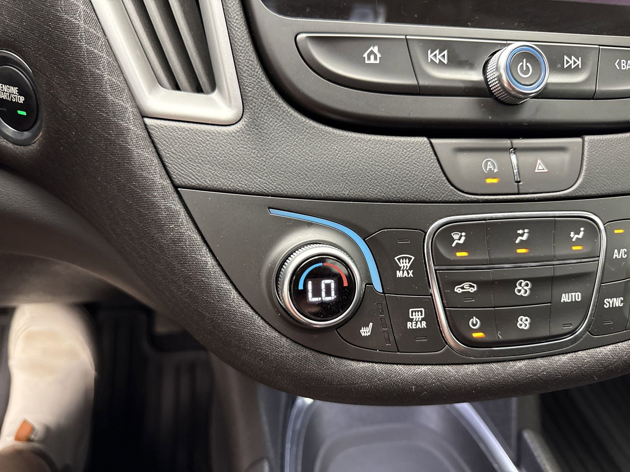 2023 Chevrolet Malibu 1LT photo 18