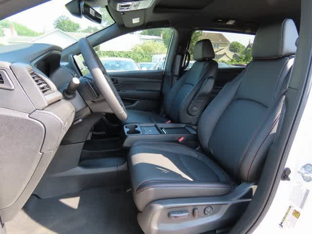 2026 Honda Odyssey photo 10