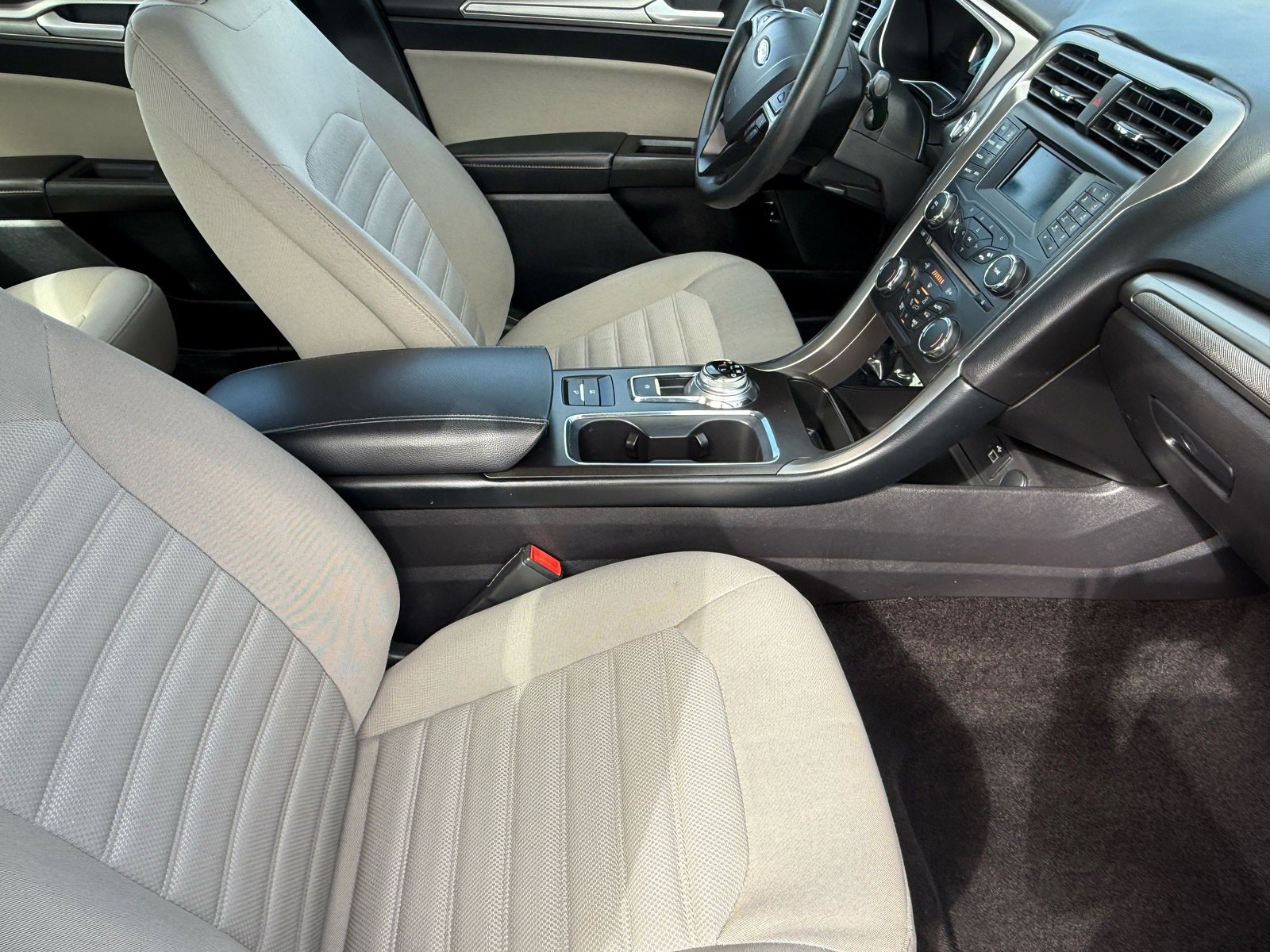 2018 Ford Fusion Hybrid S photo 9
