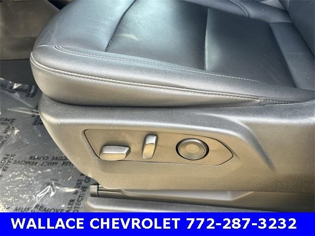2023 Chevrolet Suburban Z71 photo 22