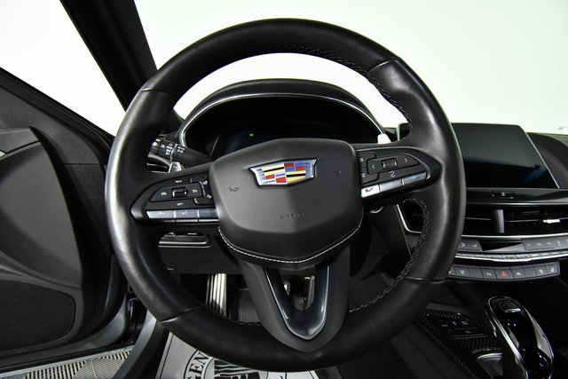 2024 Cadillac CT5 V photo 8