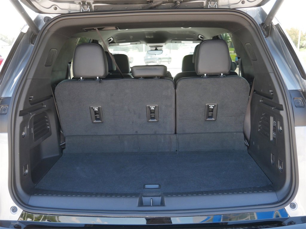 2025 Chevrolet Traverse High Country photo 4