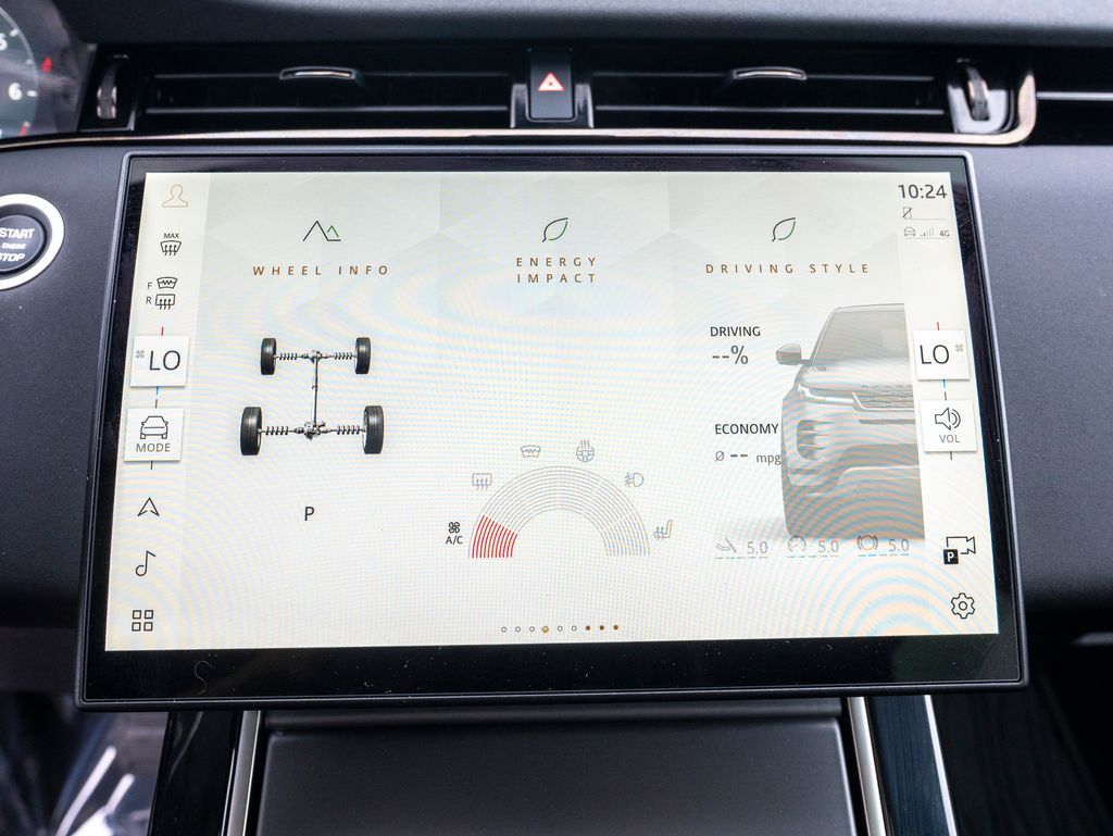 2026 Land Rover Range Rover Evoque S photo 22