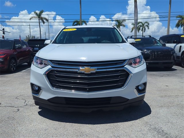 2021 Chevrolet Traverse Leather photo 2