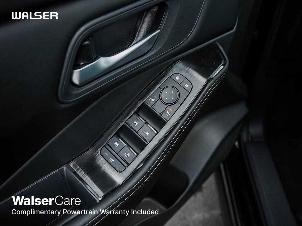 2026 Nissan Rogue SV photo 17