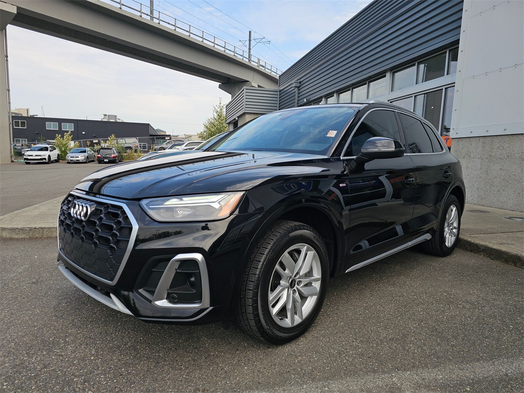 2023 Audi Q5 45 S line Premium photo 3