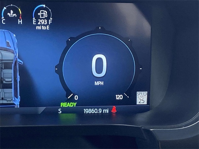 2024 Ford F-150 Platinum photo 18
