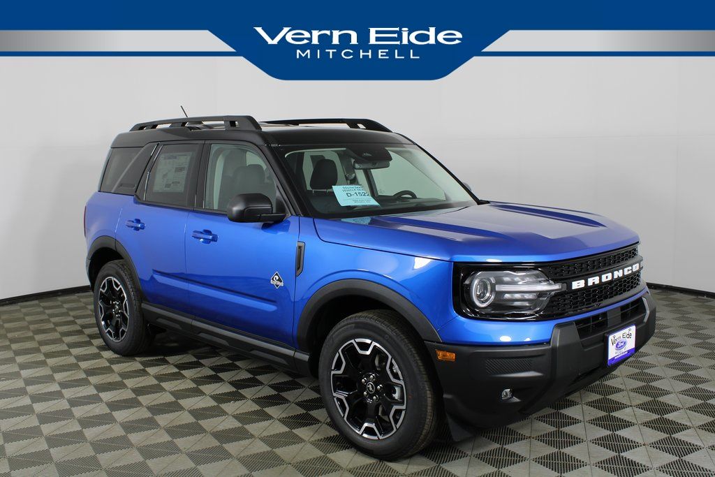 2025 Ford Bronco Sport Outer Banks's photo