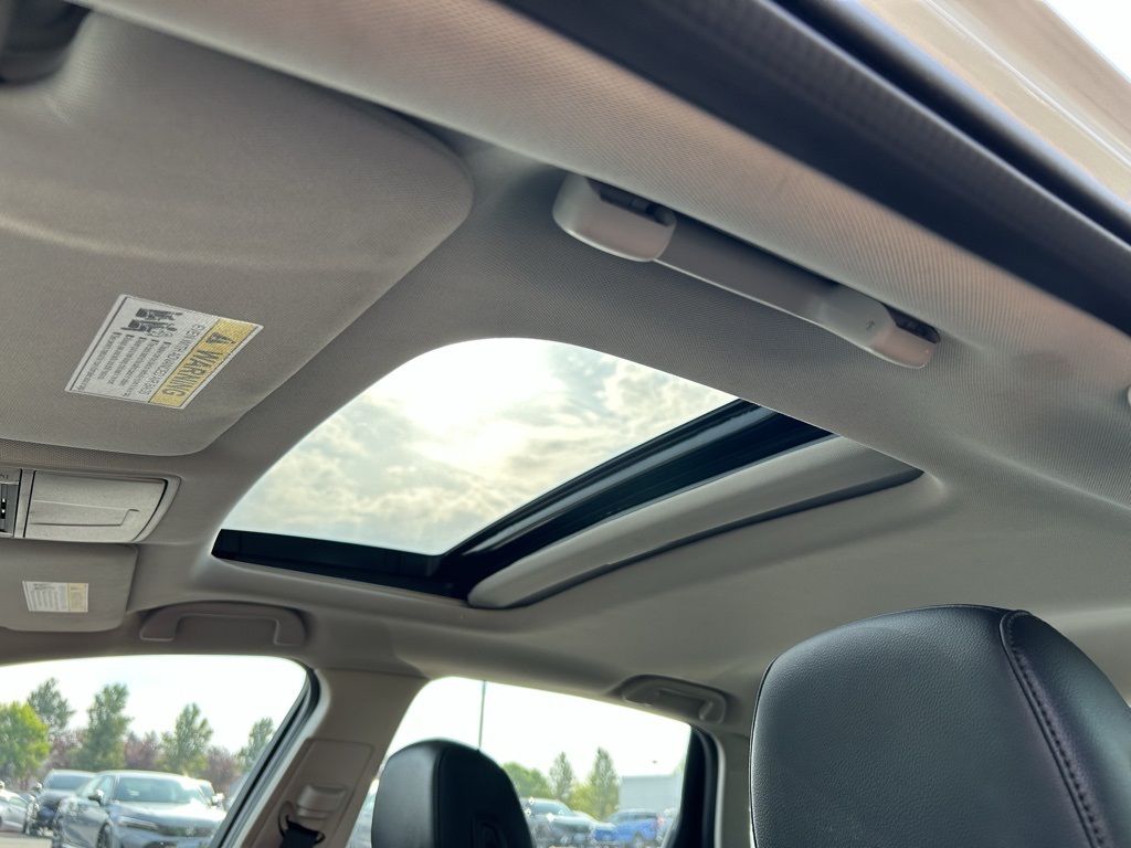 2023 Acura TLX Base photo 21