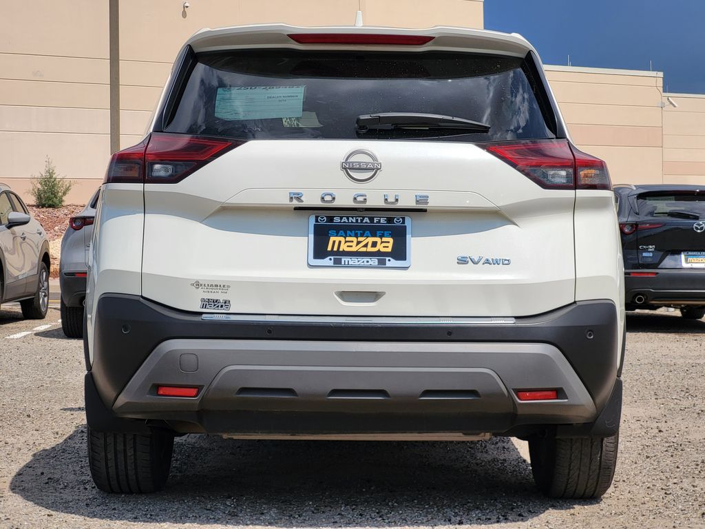 2023 Nissan Rogue SV photo 3