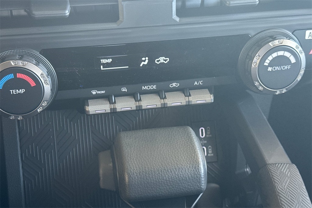 2025 Toyota Tacoma SR5 Double Cab photo 15