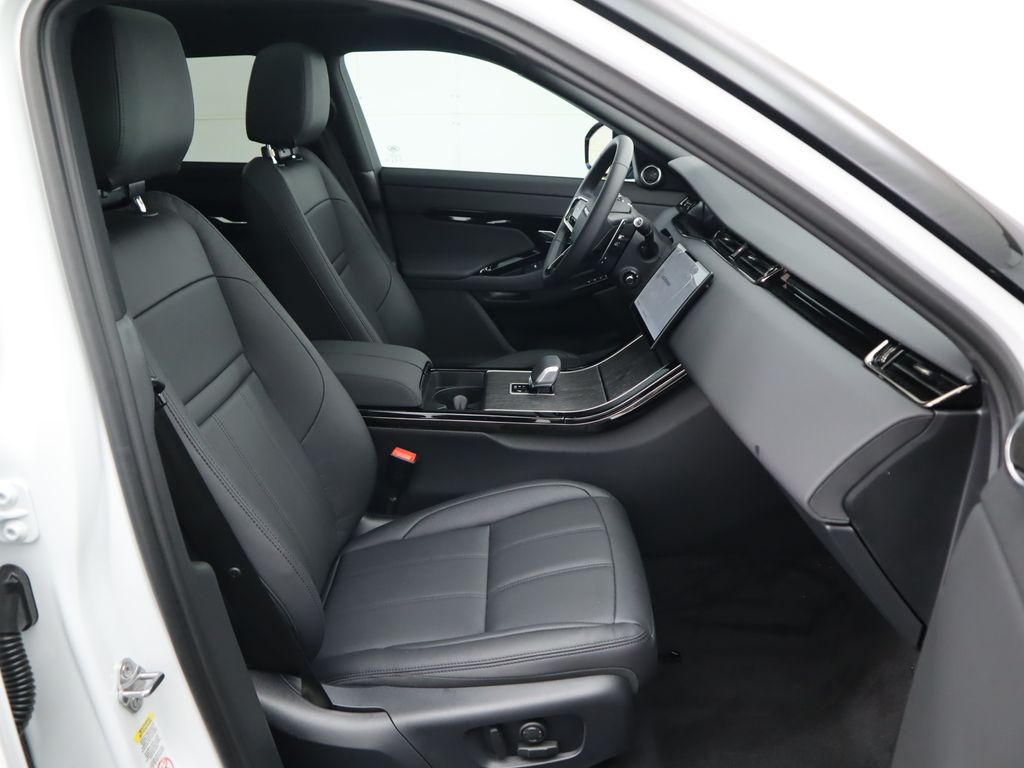 2025 Land Rover Range Rover Evoque S photo 17