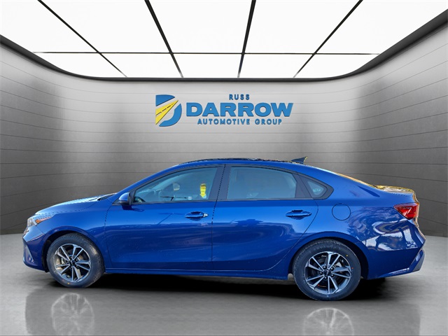 2024 Kia Forte LXS photo 2