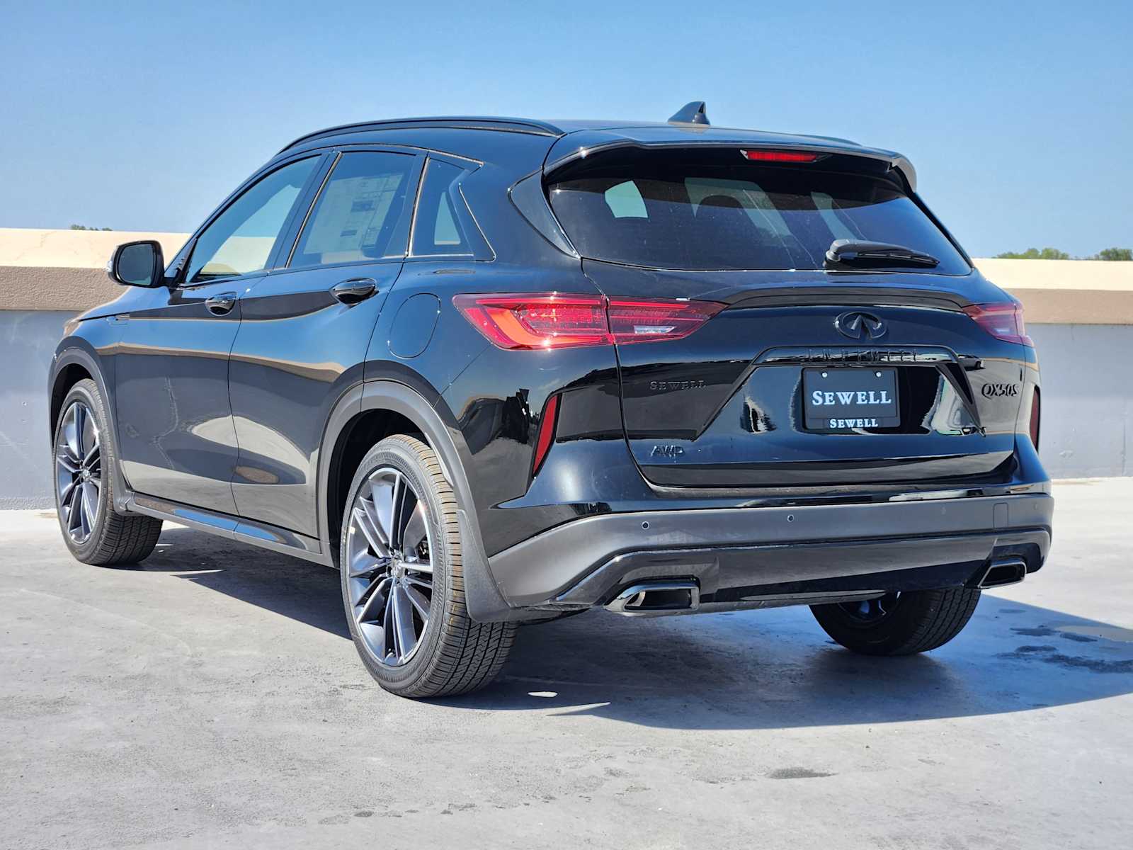 2025 Infiniti QX50 SPORT AWD photo 4