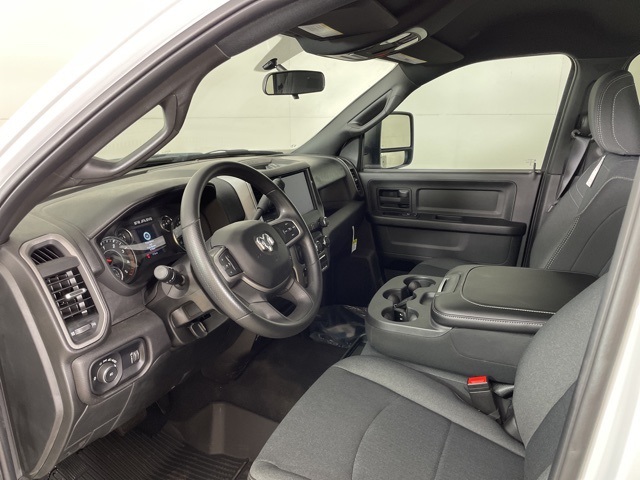 2024 Ram 3500 Tradesman photo 26