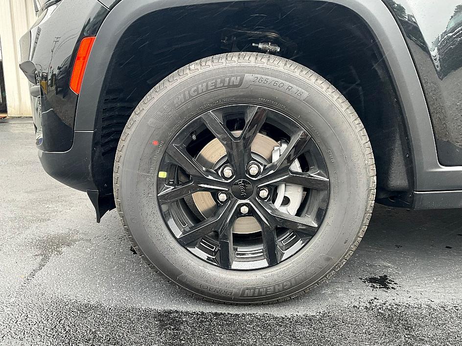 2025 Jeep Grand Cherokee Altitude X photo 11