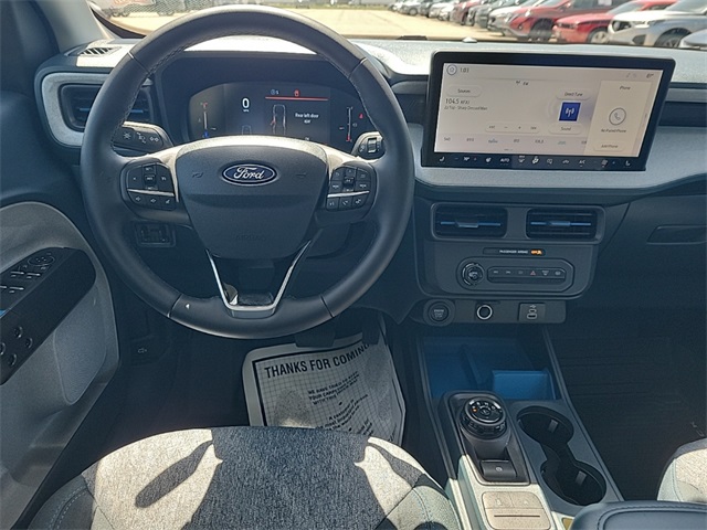 2025 Ford Maverick XLT photo 3